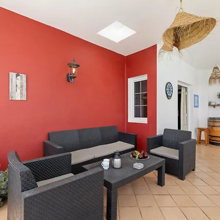 Вилла Casa Strelitzia By Escape